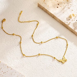 Collier Papillon Tendance en Acier Inoxydable Plaqué Or 18K – Bijou Papillon Simple pour Femme - Product Image 3