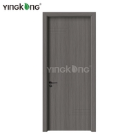 Современная дверная дверь Yingkang с водонепроницаемой композитной плоской дверью, элегантный стиль для интерьеров Катара