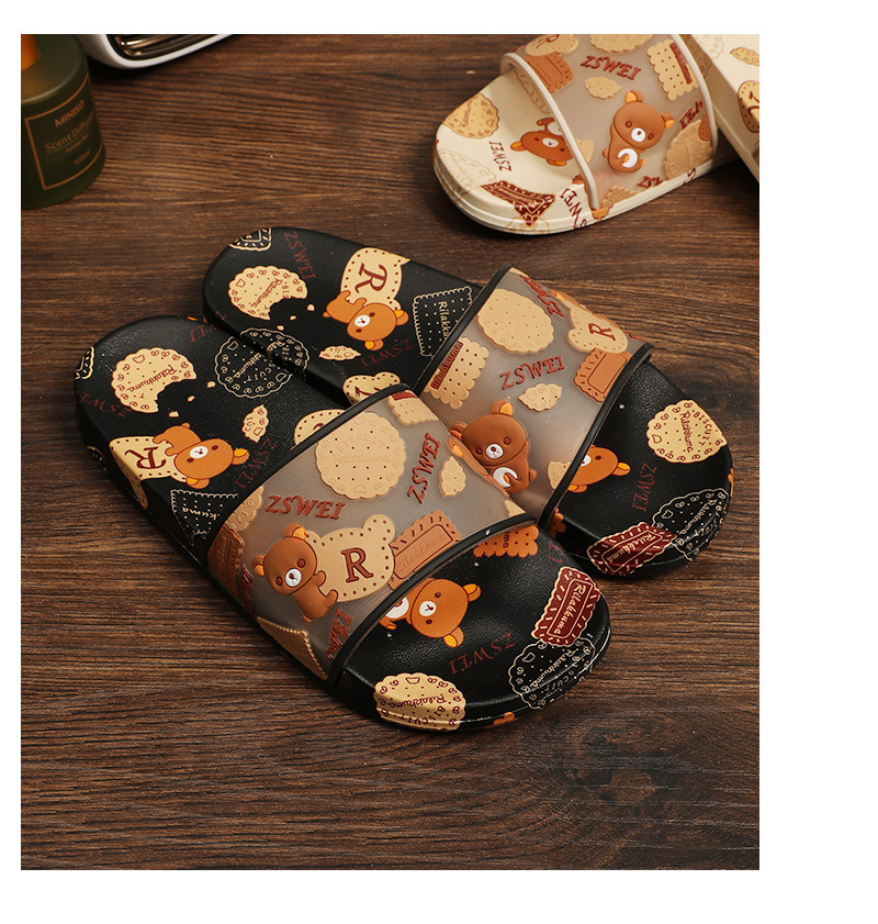 OEM Cartoon Bear Shoes Fashion Platform Sandals Slippers for Women PVC Slides Slipper