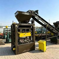 Machine à fabriquer des briques multifonctionnelle QT4-26, briques creuses, solides, emboîtables, machine à blocs compacts, petit espace, petite usine