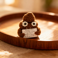 Cadeaux pour les fans de crochet : Collection de jouets en peluche à coudre et à tisser, Adorables poupées tricotées Poo Bee, Cadeaux amusants et populaires