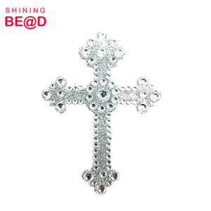 All'ingrosso Fashion Charm Cross Design autoadesivo Glitter acrilico strass <span class=keywords><strong>adesivi</strong></span> <span class=keywords><strong>per</strong></span> Baby Shower decorazione festa <span class=keywords><strong>di</strong></span> <span class=keywords><strong>compleanno</strong></span> - Product Image 3