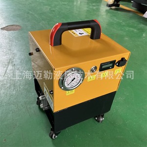 Station de pompage hydraulique portable Mailer Hydraulics 70MPa 24V électrique pour clé hydraulique - Product Image 3
