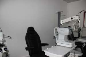 <span class=keywords><strong>Table</strong></span> d'optométrie intégrée rotative entièrement automatique Ginee Medical, <span class=keywords><strong>table</strong></span> d'optométrie ophtalmique de luxe - Product Image 3