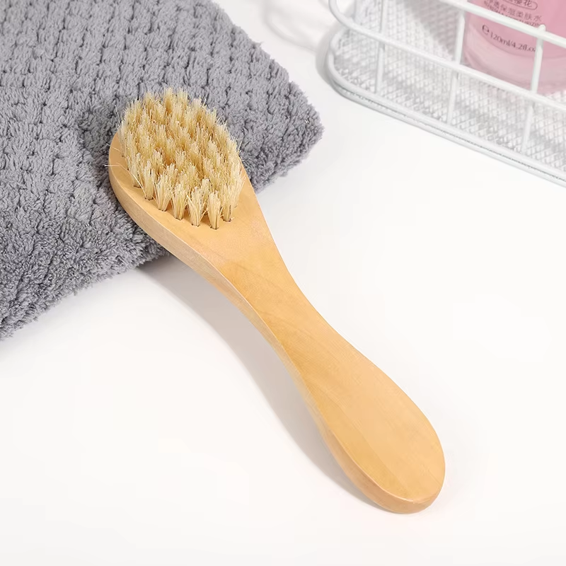 #027 Grass wood+boar bristle (face brush)