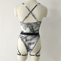 Prix de gros Polyester Justaucorps Danseuse Sexy Dames Stripper Tenues Boucle d'or Ceinture Body Exotique Pole Dance Wear