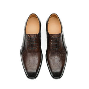 Chaussures en cuir respirantes et élégantes pour hommes, chaussures plates décontractées et habillées pour affaires, chaussures d'extérieur rehaussantes grandes tailles pour hommes - Product Image 4