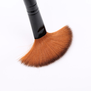 Pinceau <span class=keywords><strong>de</strong></span> maquillage professionnel à finition ultra-brillante pour le visage, idéal pour le blush, le <span class=keywords><strong>fond</strong></span> <span class=keywords><strong>de</strong></span> <span class=keywords><strong>teint</strong></span> et la poudre – Outil <span class=keywords><strong>de</strong></span> beauté très prisé à l'international - Product Image 4