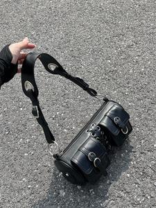 Sac à main zippé en PU texturé de qualité supérieure pour femme, sac rétro élégant à porter à l'épaule, sac bandoulière compact en polyester imperméable, idéal pour les trajets quotidiens - Product Image 6