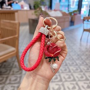 Porte-clés rose luxueux incrusté de diamants, pendentif fleur, joli porte-clés de voiture, breloque de sac à main, accessoires pour femmes - Product Image 3