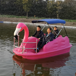 Bateau à pédales d'<span class=keywords><strong>occasion</strong></span> <span class=keywords><strong>4</strong></span> <span class=keywords><strong>places</strong></span> en forme de canard/cygne pour parc aquatique extérieur, en plastique LLDPE, bateau électrique flamant rose, bateau tamponneur de loisirs, vélo aquatique - Product Image 5