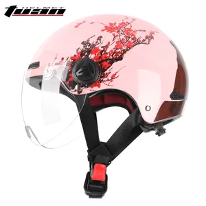 Nieuwe Dames Helm Motorfiets Half Gezicht Vrouw Cap Rijden Beschermende Helmen Voor Scooters Casco De Motocross Casque Moto China