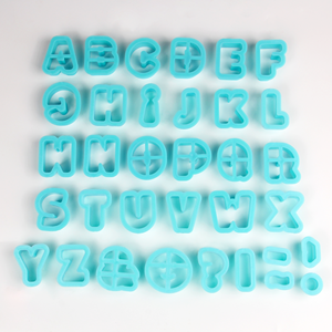 Ensemble de 34 <span class=keywords><strong>emporte</strong></span>-pièces en plastique pour lettres majuscules et symboles, pour la pâtisserie et la décoration de biscuits - Product Image 1