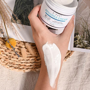 <span class=keywords><strong>Crema</strong></span> idratante con Logo personalizzato per mani e piedi con Crack per la pelle secca <span class=keywords><strong>Urea</strong></span> per la riparazione del piede 40% <span class=keywords><strong>crema</strong></span> per i piedi <span class=keywords><strong>Urea</strong></span> per i talloni screpolati - Product Image 4