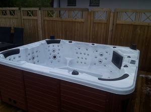 Baignoire de massage extérieure de luxe, spas à jets d'air, baignoire à remous avec jets d'air colorés, spas de natation, système de contrôle <span class=keywords><strong>Balbo</strong></span> - Product Image 4