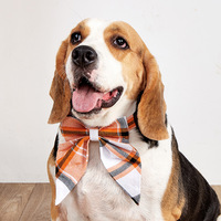 Collier pour chien élégant à carreaux avec nœud papillon, réglable, avec boucle de sécurité et anneau en D métallique, idéal pour les tenues de fête des animaux de compagnie (OEM/ODM)