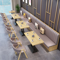 Combinaison moderne de canapé, table murale et chaises en bois massif Qingba pour snack-bar, restauration rapide, restaurant occidental, usage domestique et scolaire