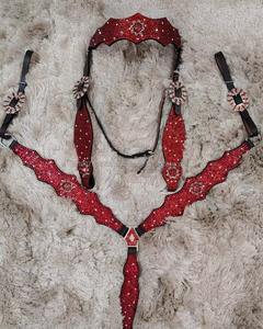 Juego de Equipo Ecuestre Profesional de la Mejor Calidad con Silla de Montar Antideslizante y Hebillas de Acero Inoxidable para Salto de Obstáculos Disponible a Buen Precio - Product Image 4