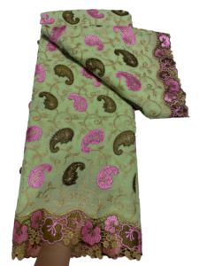 Tissu en maille dobby tricoté 100 % polyester doux et respirant, motif floral 3D, articles en stock pour robe femme - Product Image 4