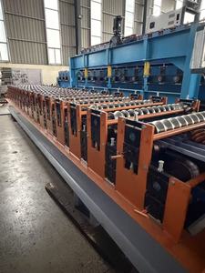 Machine de formage à rouleaux à double couche certifiée CE, solution économique <span class=keywords><strong>pour</strong></span> la production de toitures métalliques multi-profils - Product Image 5
