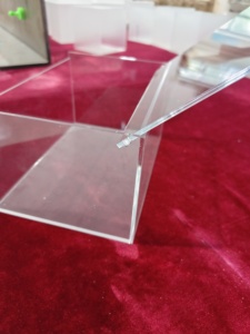 Kích thước tùy chỉnh & logo hộp Acrylic rõ ràng với nắp có bản lề - Product Image 4
