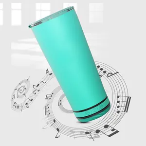 Fond avec lumière LED détachable matériau de qualité alimentaire bouteille d'eau haut-parleur sans fil sport musique haut-parleur à dents bleues tasse avec couvercle
