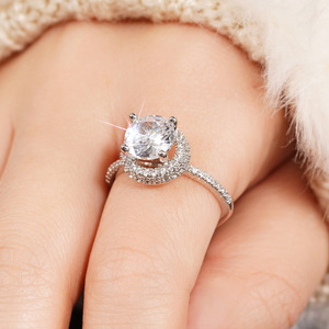 Anello geometrico romantico per donna, elegante gioiello da dito alla moda - Product Image 3