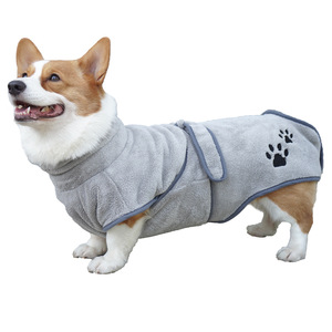 Peignoir pour chien en polaire corail gris, absorbant et chaud, pour animaux de compagnie, utilisation automne-hiver - Product Image 5