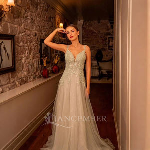 ชุดกระโปรงผ้าบางเนื้อละเอียดปะติดสำหรับผู้หญิงชุดเจ้าสาว Tk93-56ทรงพลัสไซส์พร้อม<span class=keywords><strong>สาย</strong></span>สปาเก็ตตี้คอวี - Product Image 3