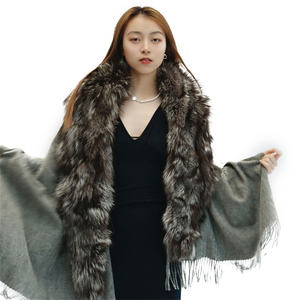 Nuove Sciarpe alla Moda dal Design Raffinato Scialli in Vera Pelliccia di Volpe Nera per Donne - Product Image 6