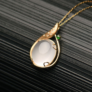 Qingyabailu Feicui, Diseño de Diamante de Cristal Natural, Material de Jade de Grado Hielo en Oro K, Estilo Clásico para Aniversario, Regalo para Terceros - Product Image 4
