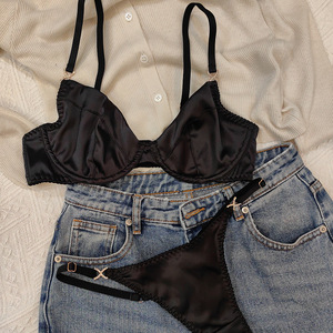 Nouvelle lingerie multicolore à imprimé léopard de style français pour femmes, lingerie fine et sexy pour l'été, ensemble de soutien-gorge anti-affaissement pour poitrine généreuse - Product Image 3