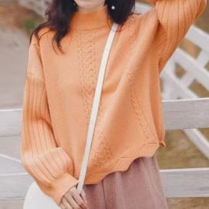 Pull en cachemire à manches longues décontracté pour femmes personnalisé ourlet irrégulier torsadé Jacquard Design polyvalent court pour l'automne - Product Image 6