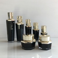 Ensembles de bouteilles d'emballage cosmétique en acrylique de forme octogonale de 15ml/30ml/50ml/100ml/120ml/30g/50g Bouteilles de lotion et pots de crème