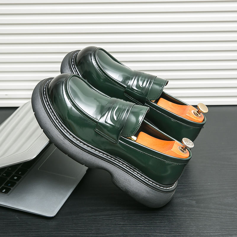 สีเขียว