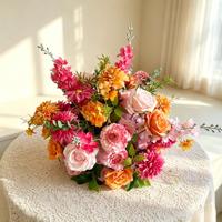 Arrangement floral réaliste en soie artificielle, tons coucher de soleil, centre de table pour mariage, allée, événement, photomaton, décoration de fête