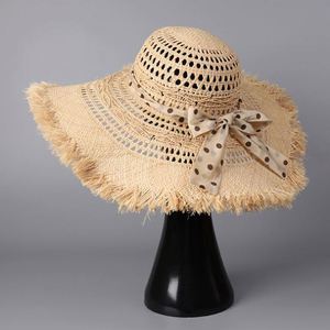 2025 New Korean Style Women Sombrero Hat Hollow Raffia Straw Hat Wide Brim Casual Seaside Beach <b>Sunscreen</b> Floppy Hat - Product Image 2