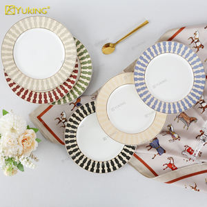 Ensemble <span class=keywords><strong>de</strong></span> vaisselle <span class=keywords><strong>en</strong></span> céramique <span class=keywords><strong>de</strong></span> haute qualité <span class=keywords><strong>en</strong></span> gros, assiettes, bols et tasses <span class=keywords><strong>en</strong></span> <span class=keywords><strong>porcelaine</strong></span> à motifs, style moderne classique pour la maison, l'hôtel et le restaurant - Product Image 6