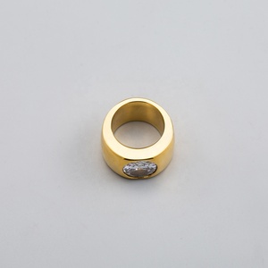 Punk Persönlichkeit trend Edelstahl Hypo allergene Beschichtung Gold Runde Zirkon ringe für Männer - Product Image 5