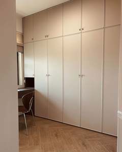 Armario de Dormitorio Explosivo, Estilo Europeo Americano, Madera Maciza, Almacenamiento Grande Personalizado, Protección Ambiental - Product Image 1