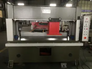 Shoe making equipment clicking press die cutting machine
