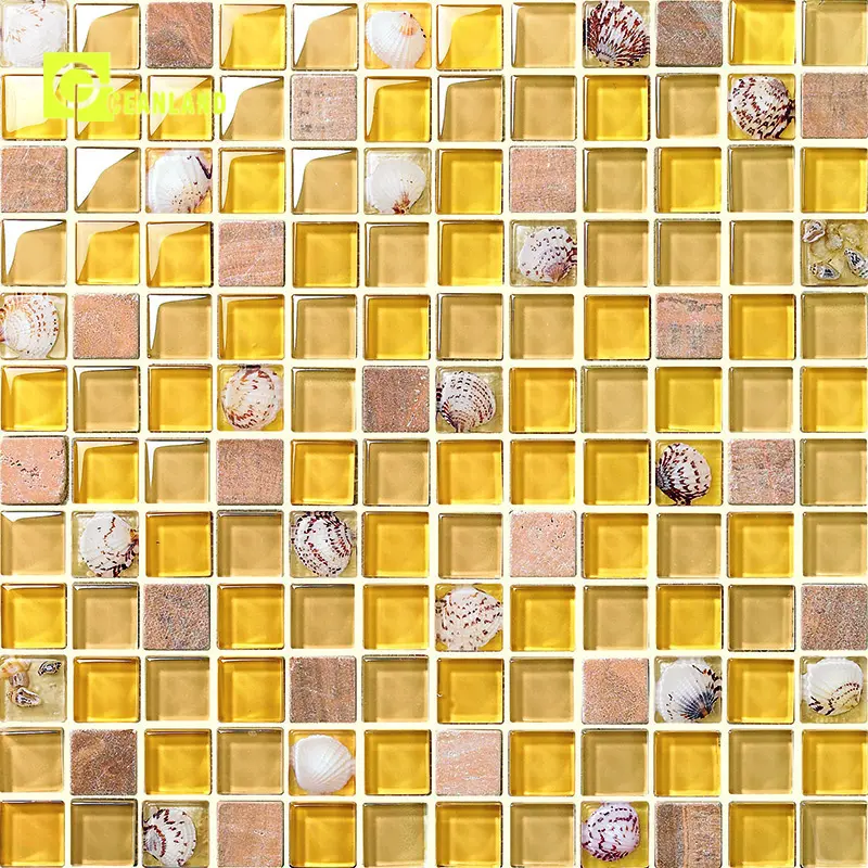 Chine Foshan usine vente en gros bonne qualité bas prix doré jaune verre cristal motif coquille porcelaine mosaïque carrelage