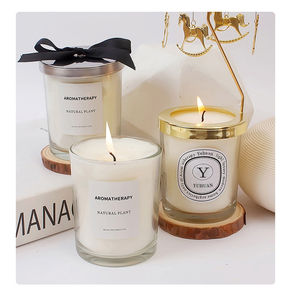 เทียนหอมกลิ่นโซยวา็กซ์ในขวดแก้วพร้อมฝาปิดและกล่องบรรจุภัณฑ์สุดหรู สำหรับเทศกาลคริสต์มาส ดิวาลี และวันพ่อ  รับผลิตตามสั่งและติดฉลากส่วนตัว - Product Image 3