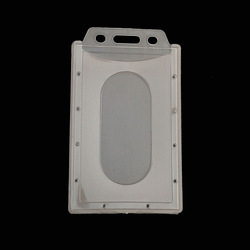 <span class=keywords><strong>Porte</strong></span>-<span class=keywords><strong>badge</strong></span> <span class=keywords><strong>transparent</strong></span> avec système de libération par encoche flexible et fentes pour carte d'identité, pour le personnel scolaire - Product Image 2