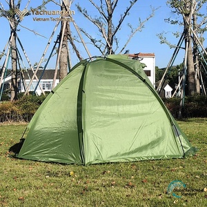 Tente de camping verte avec fenêtres en maille et conception de ventilation pour une utilisation en extérieur - Product Image 3