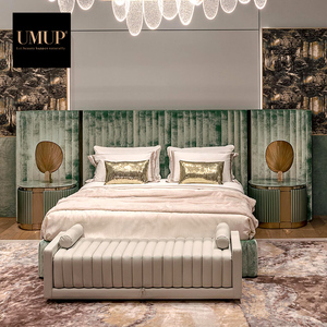 <span class=keywords><strong>Letto</strong></span> Matrimoniale Villa Curve con Pannello in Velluto <span class=keywords><strong>Verde</strong></span>, Testiera di Lusso Italiana per Letti Queen, Matrimoniali e King Size - Product Image 3