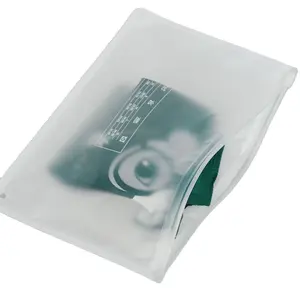지퍼를 가진 서리로 덥은 투명한 슬라이더 투명한 비닐 봉투를 포장하는 싼 인쇄된 지퍼 의복 t-셔츠