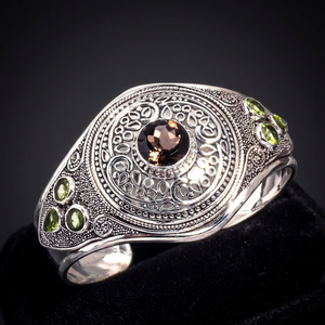 Adorable 925 Solid Sterling Silver Handmade Adjustable Cuff Bracelet with Smokey & Peridot Gemstones Certified Fashion Jewelry - Product Image 3