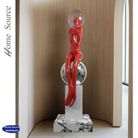 Sculpture de fille en verre et acier de grande taille pour la maison, décoration de salon, canapé, escalier