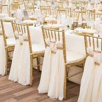 Chaises Chiavari en résine PP empilables pour événements commerciaux, hôtels, restaurants, banquets, fêtes, mariages, avec coussins dorés – Vente en gros